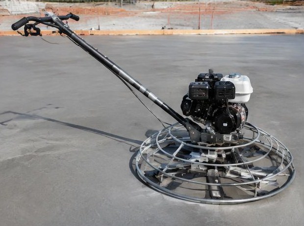 Machine à Lisser Béton (Hélicoptère) — photo 8